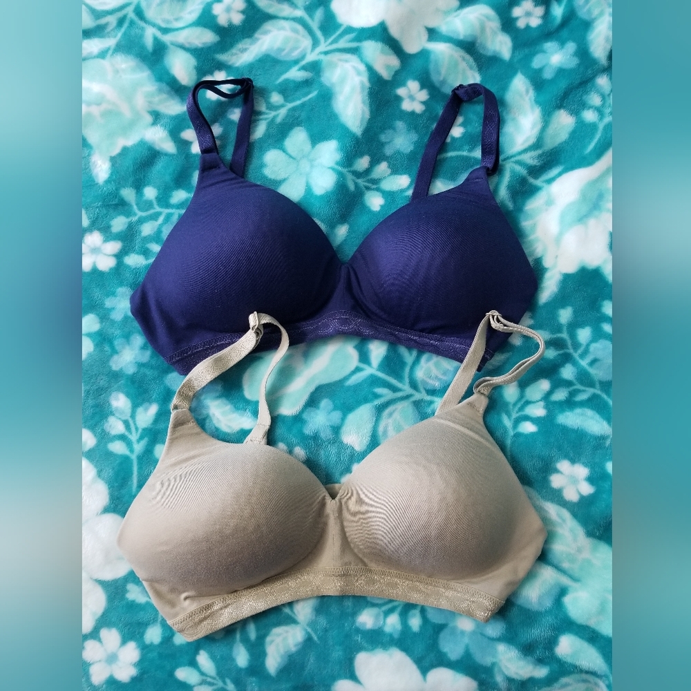 2 Underwire Frees Bras